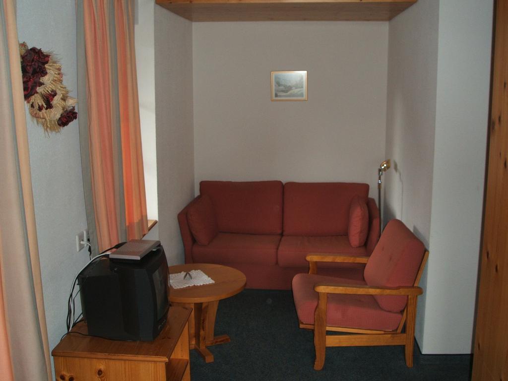Erzhorn Hotel Arosa Værelse billede